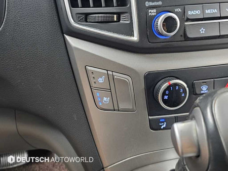 Hyundai Starex — photo 17