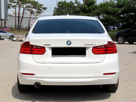 BMW 3-Series — photo 04