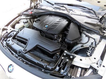 BMW 3-Series — photo 19