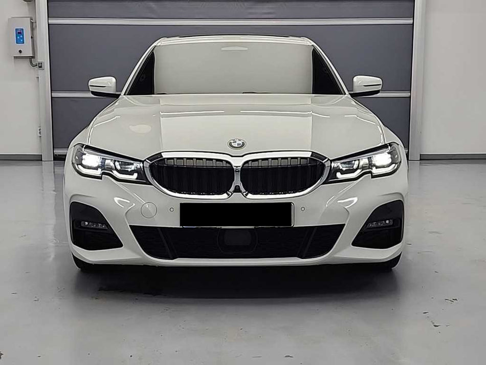 BMW 3-Series — photo 02