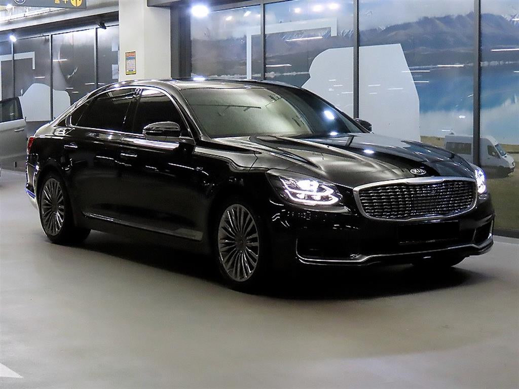 Kia K9 — photo 01