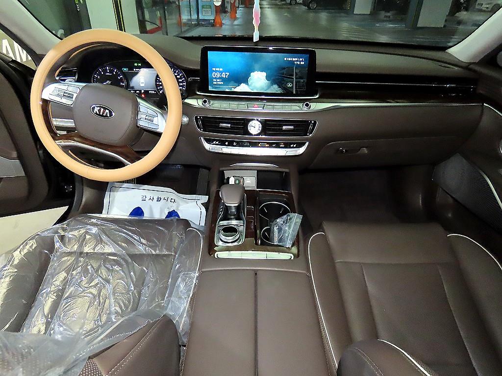 Kia K9 — photo 10