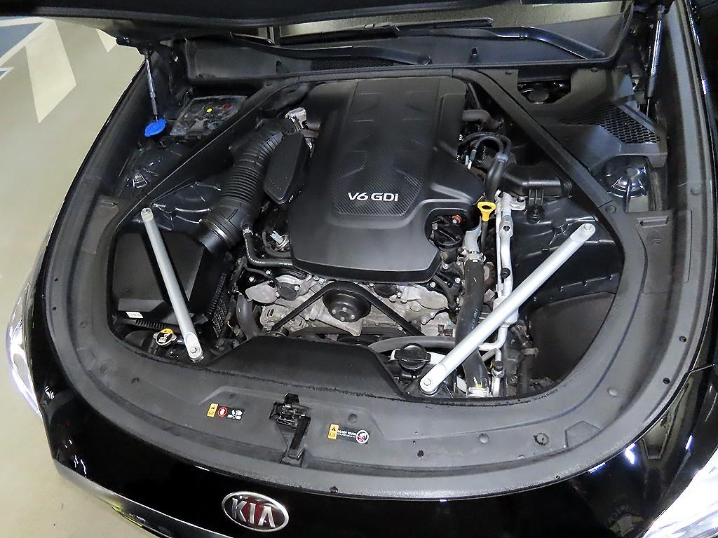 Kia K9 — photo 19