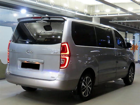 Hyundai Starex — photo 04