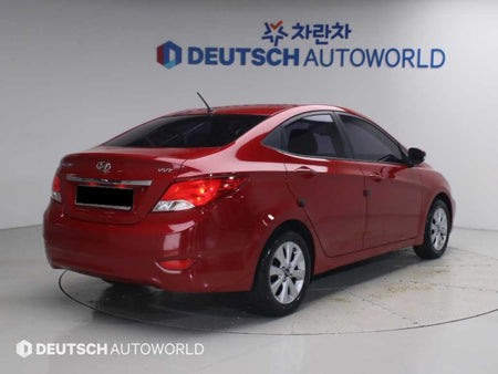 Hyundai Accent — photo 02