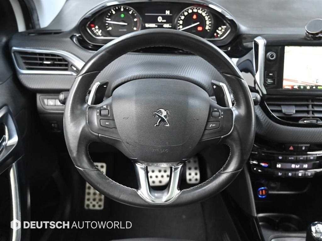 Peugeot 2008 — photo 11