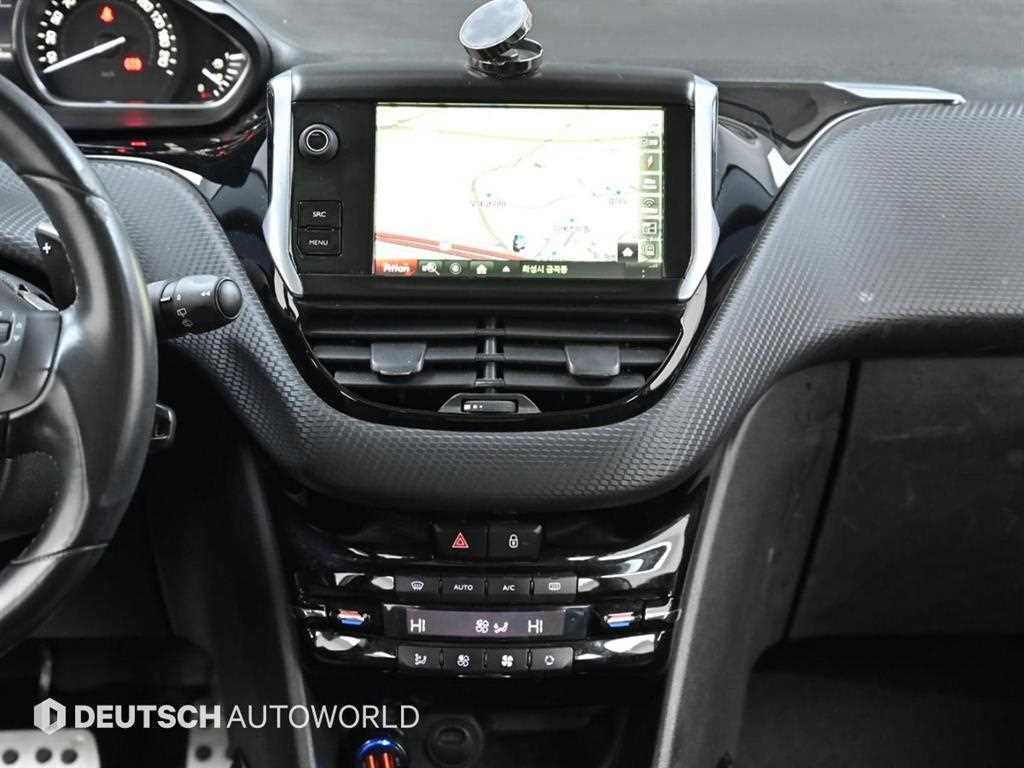 Peugeot 2008 — photo 12