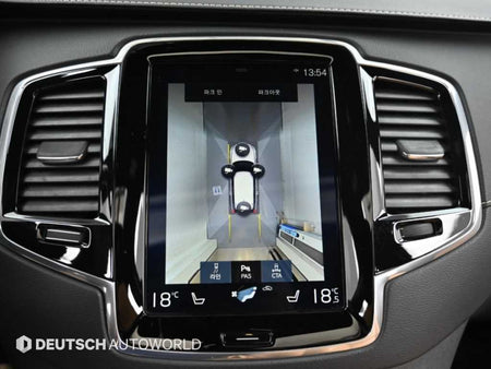 Volvo XC90 — photo 15