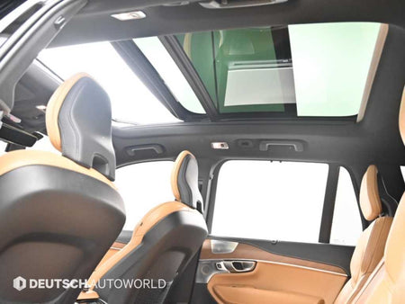 Volvo XC90 — photo 18