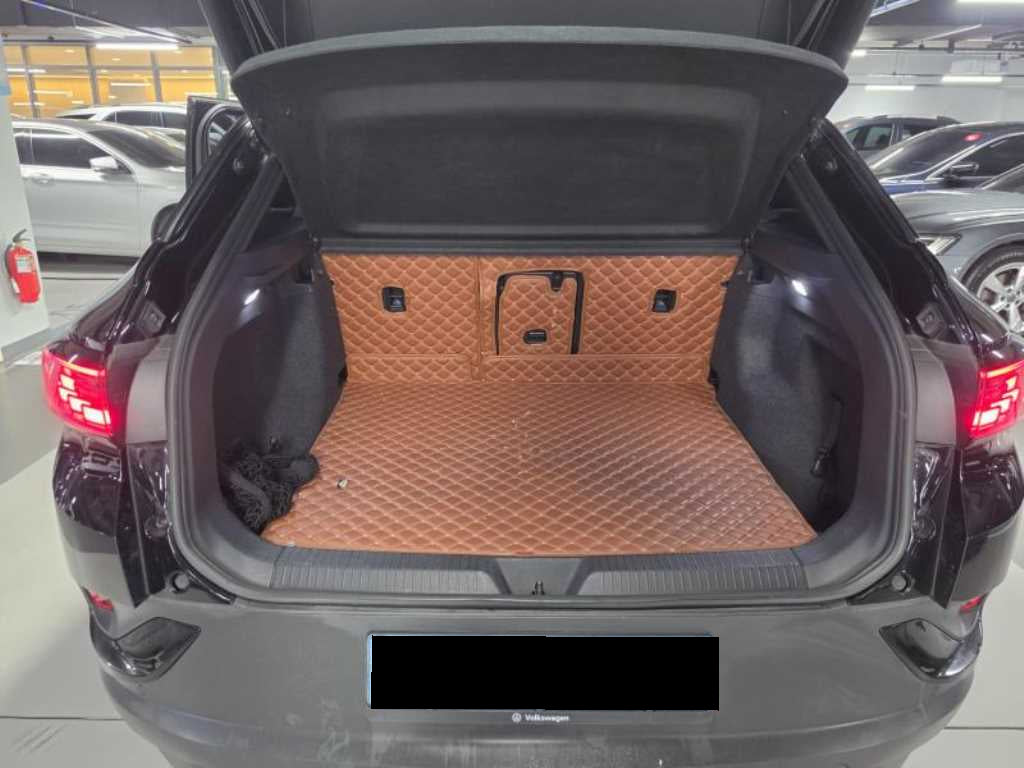 Volkswagen ID.4 — photo 20