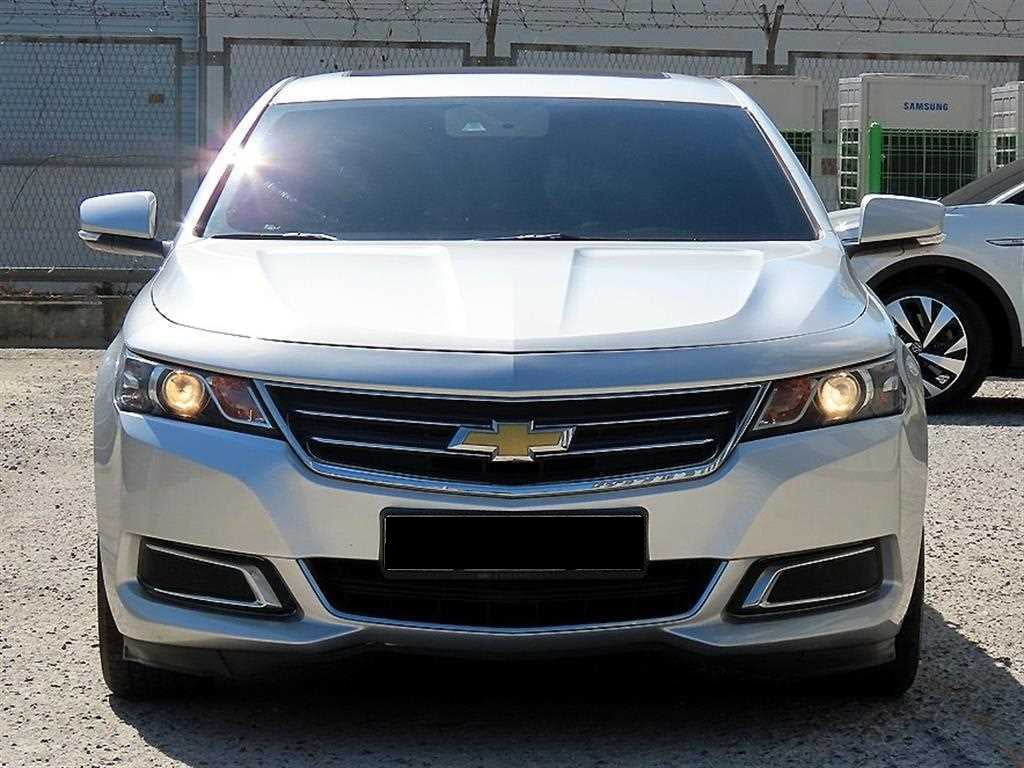 CHEVROLET Impala — photo 01