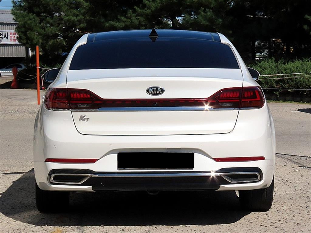 Kia K7 — photo 04