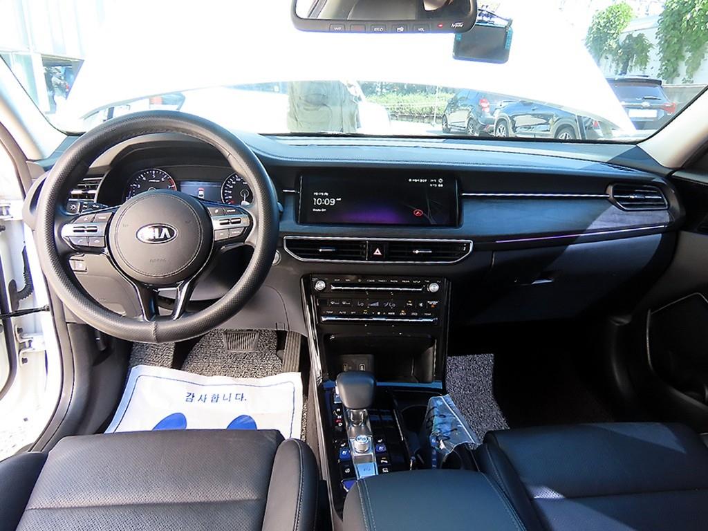 Kia K7 — photo 07