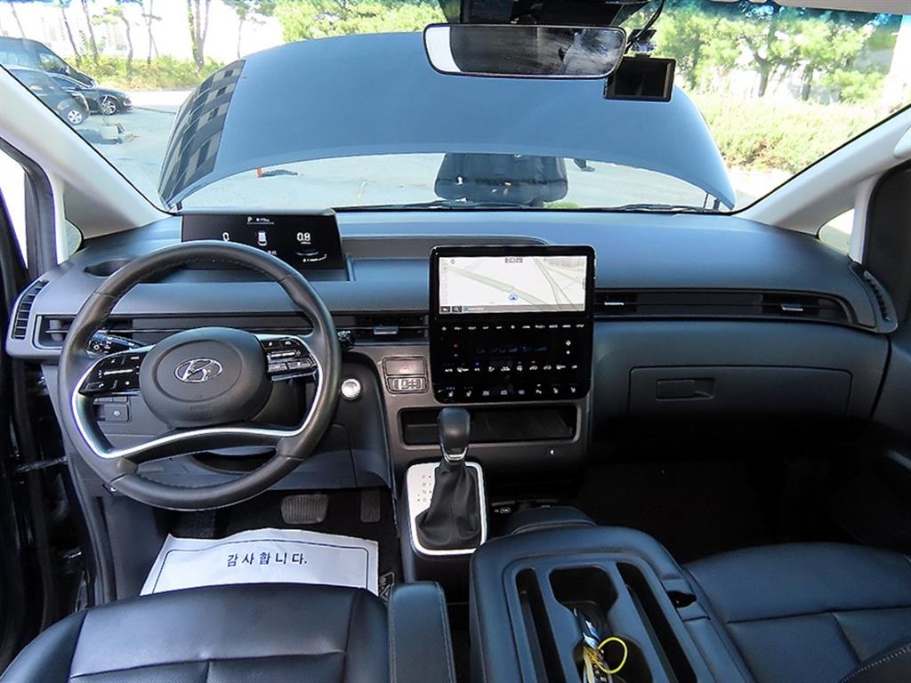 Hyundai Staria — photo 08
