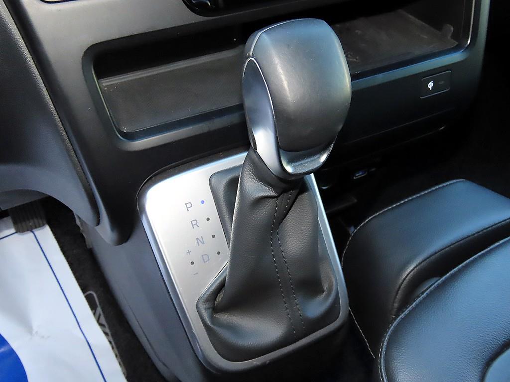 Hyundai Staria — photo 11