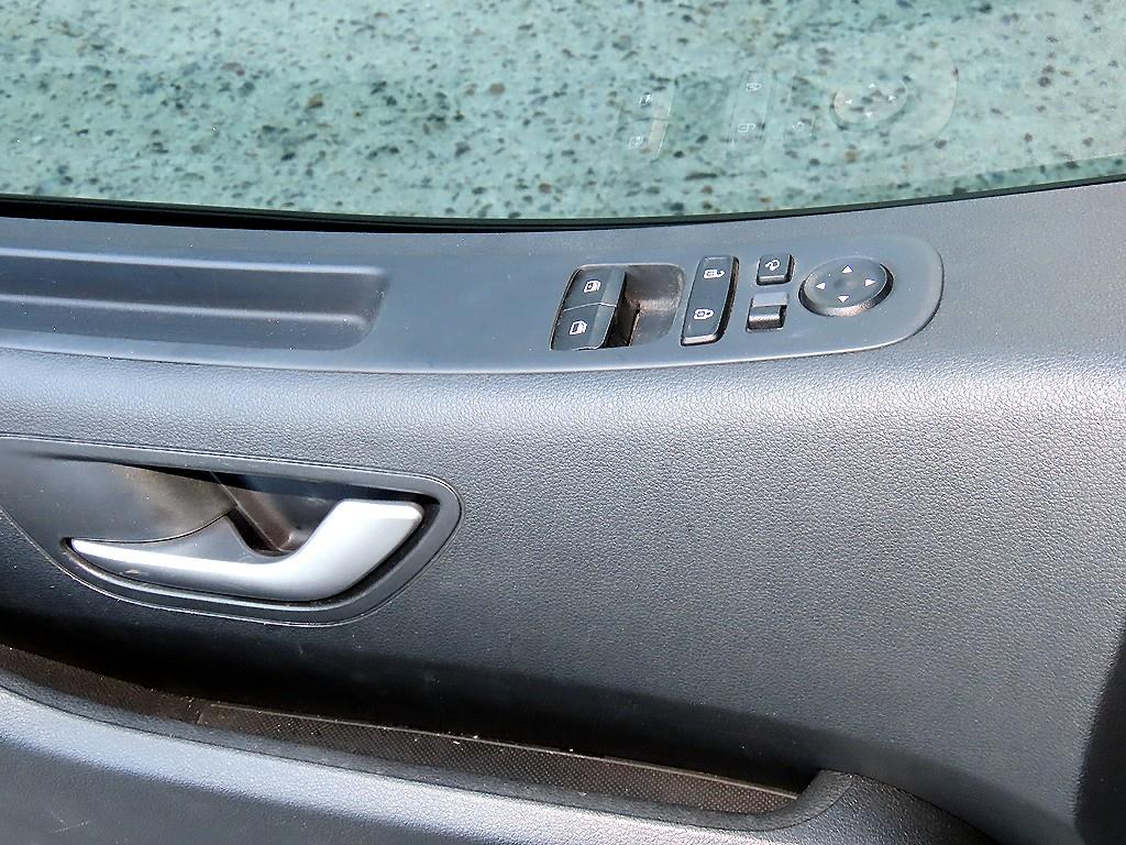 Hyundai Staria — photo 12