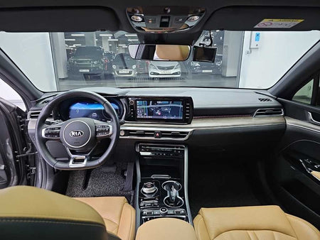 Kia K5 — photo 07