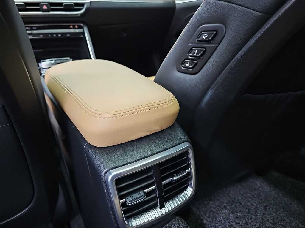 Kia K5 — photo 13