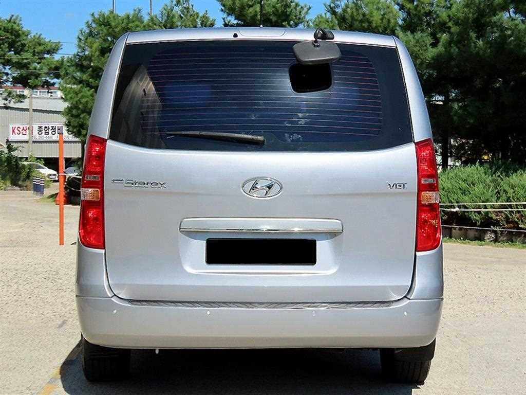 Hyundai Starex — photo 04