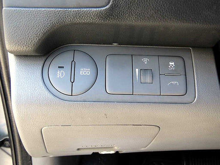 Hyundai Starex — photo 13