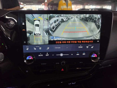 Lexus NX — photo 11