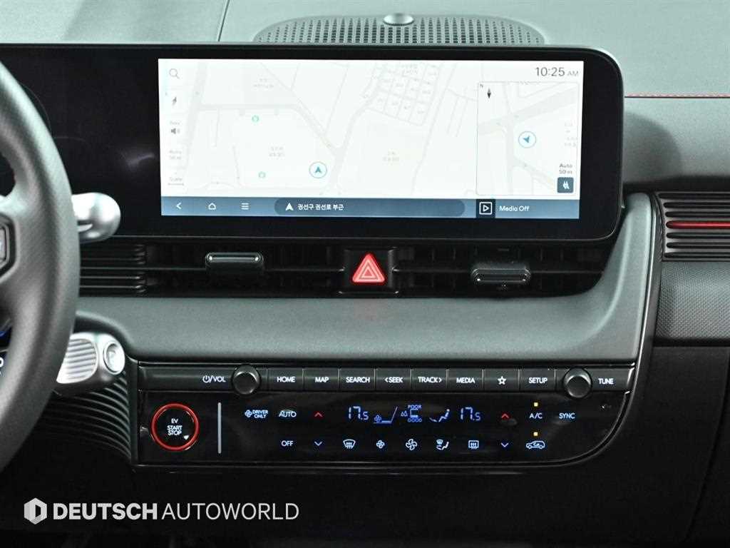 Hyundai Ioniq5 — photo 14
