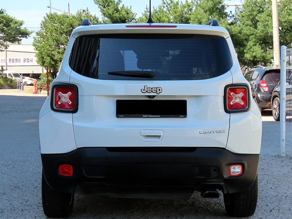 Jeep Renegade — photo 04