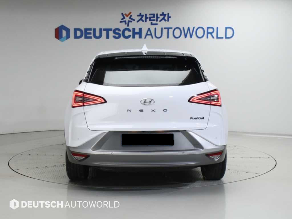 Hyundai Nexo — photo 04