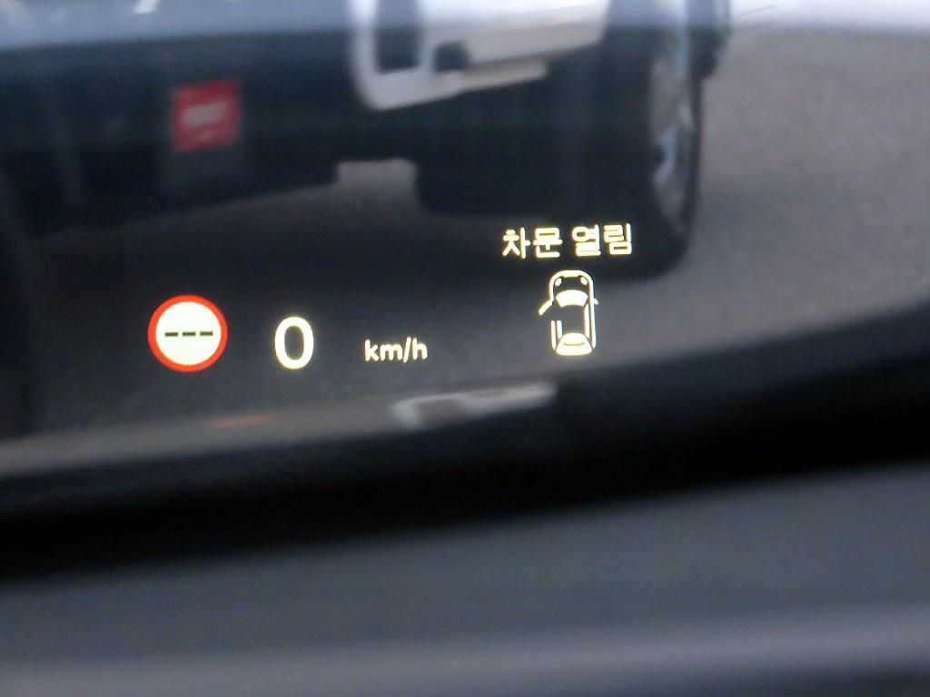 Mini Cooper Convertible — photo 15