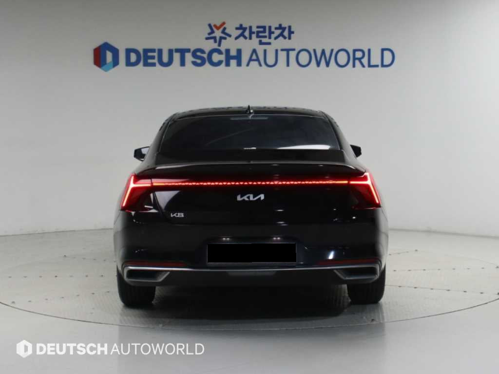 Kia K8 — photo 04