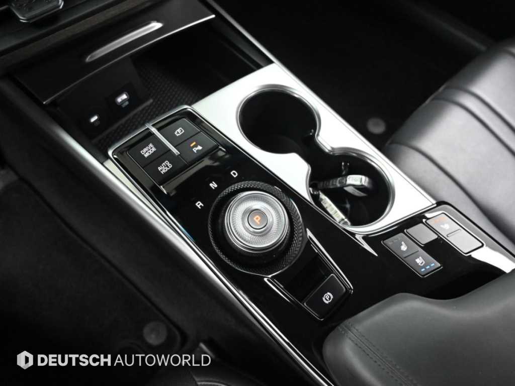 Kia K8 — photo 09