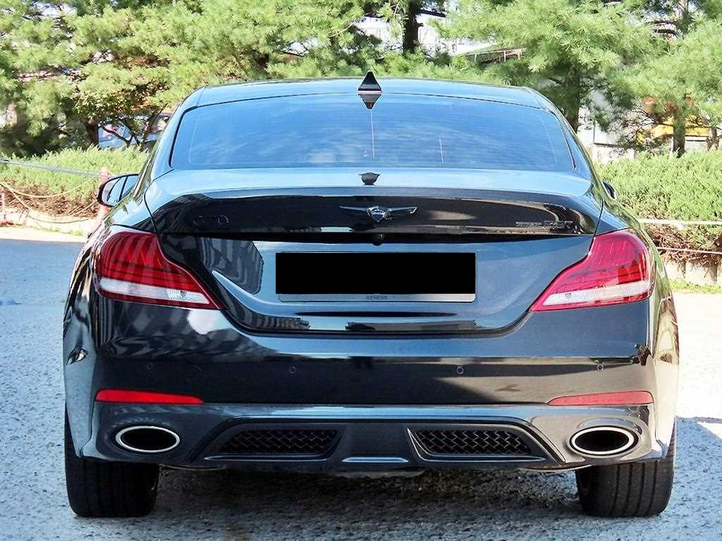 Genesis G70 — photo 04