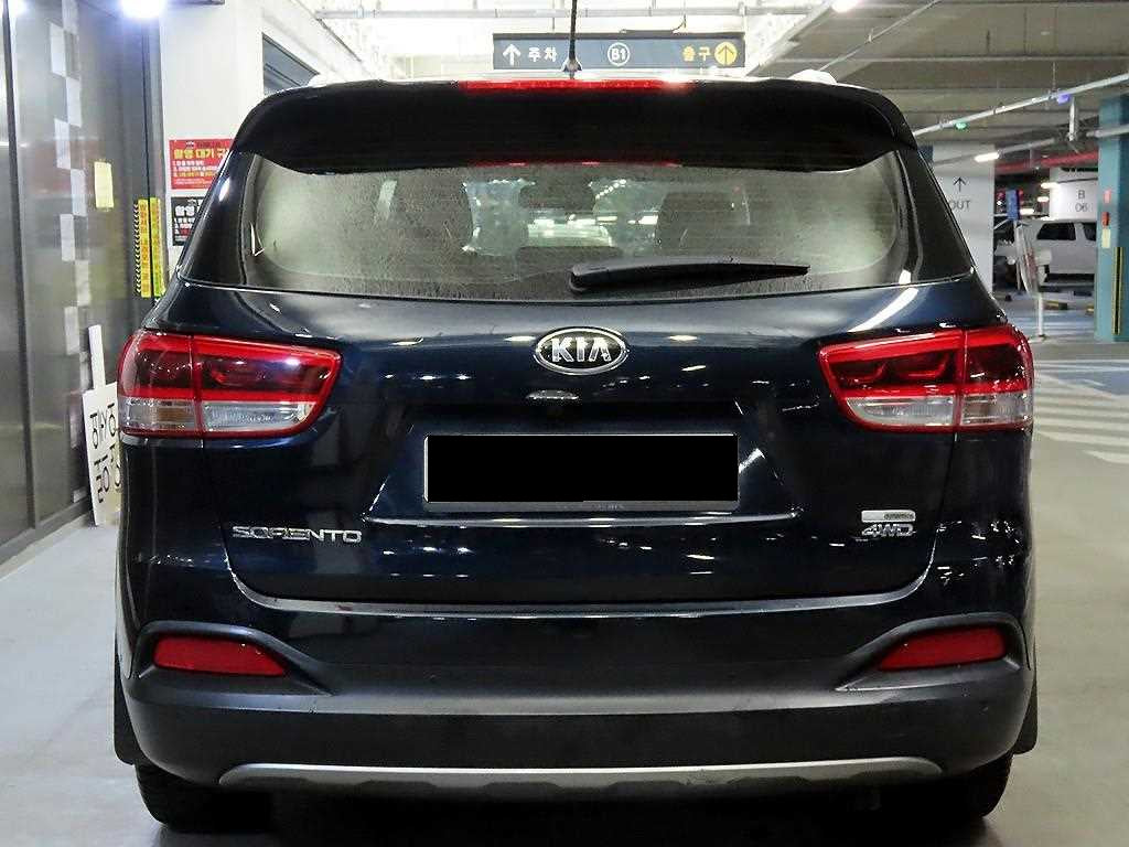 Kia Sorento — photo 05