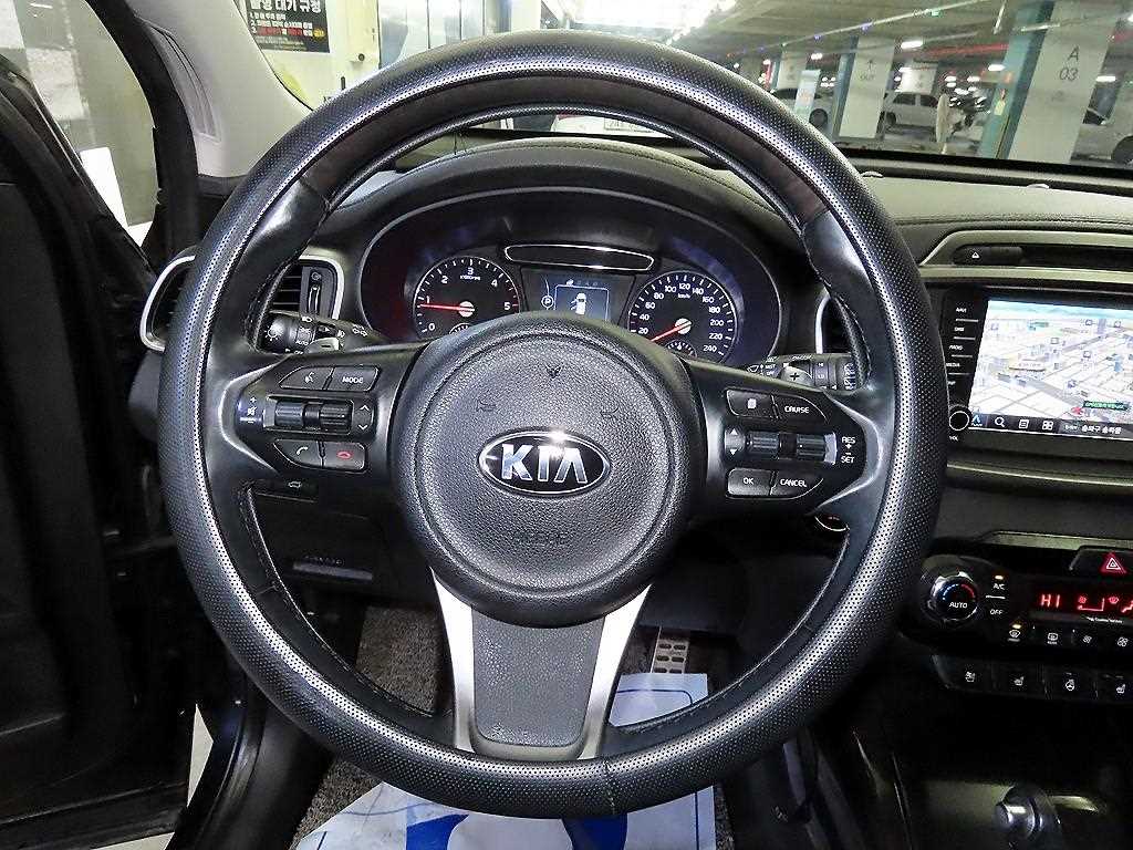 Kia Sorento — photo 08