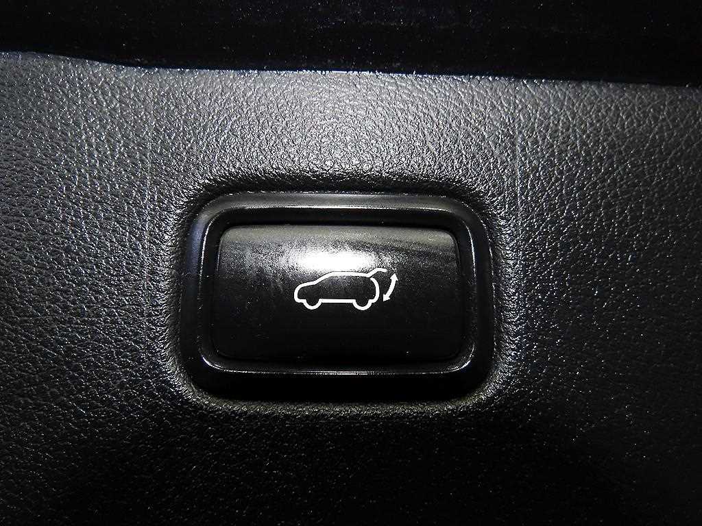 Kia Sorento — photo 16