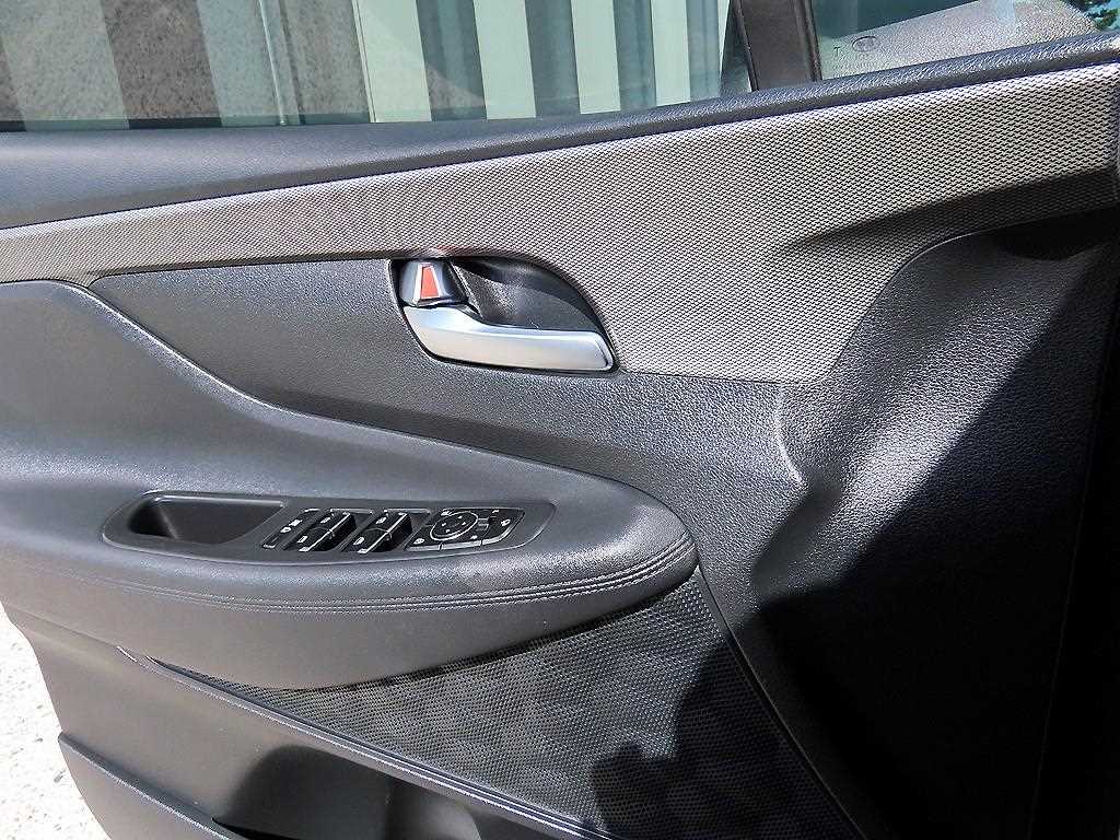 Hyundai Santafe — photo 11