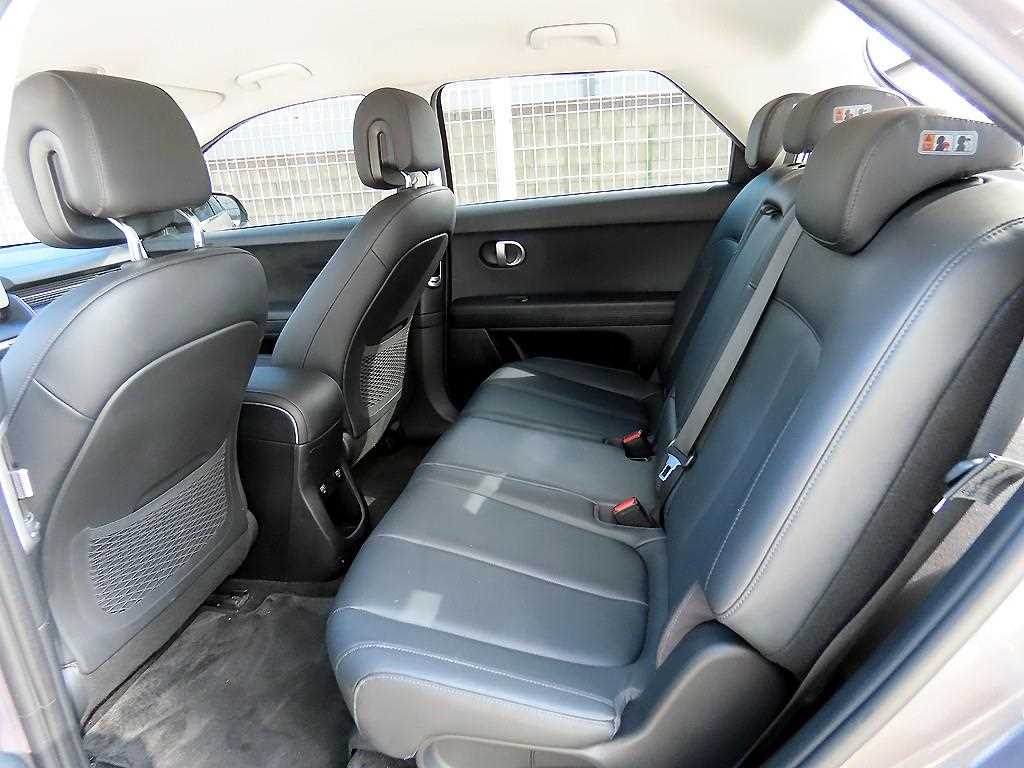 Hyundai Ioniq5 — photo 06