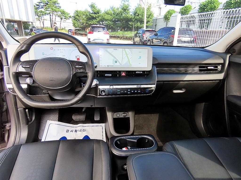 Hyundai Ioniq5 — photo 07