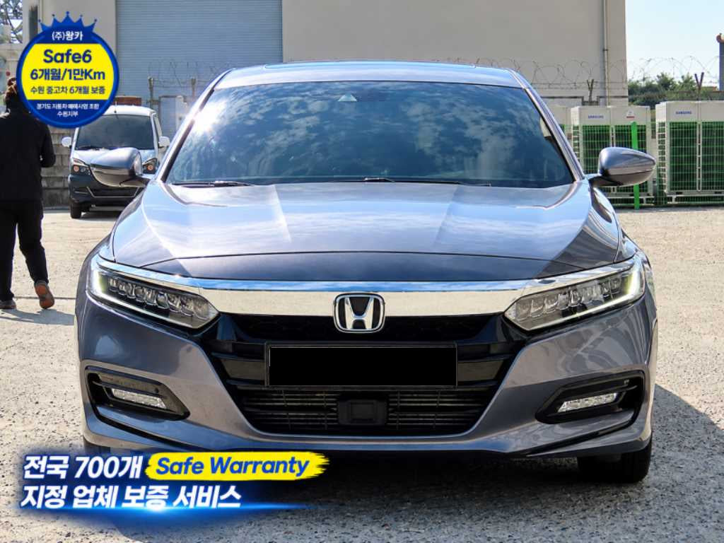 Honda Accord — photo 01