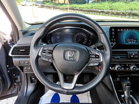 Honda Accord — photo 08