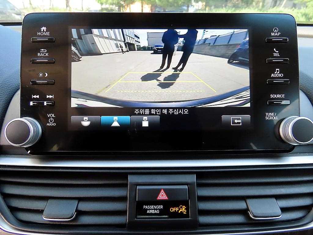 Honda Accord — photo 14