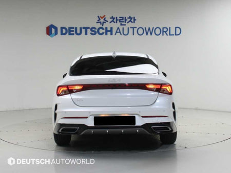 Kia K5 — photo 04