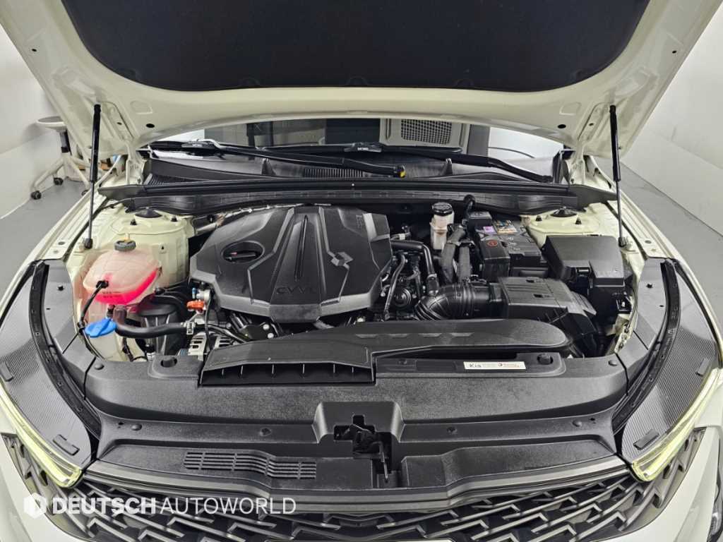 Kia K5 — photo 06