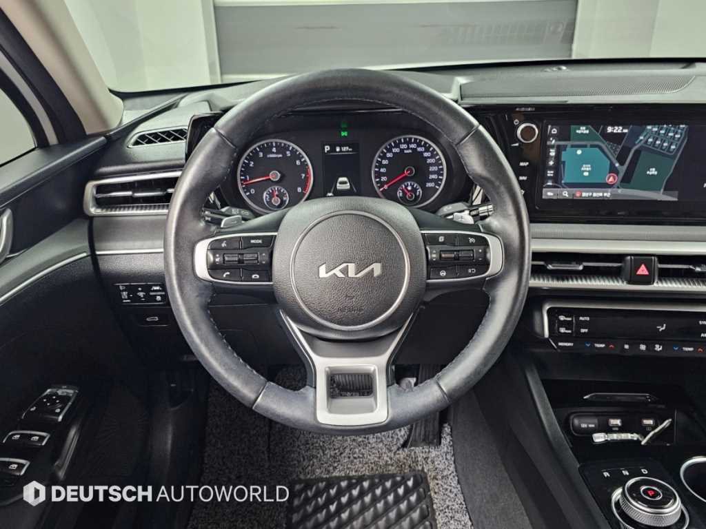 Kia K5 — photo 13