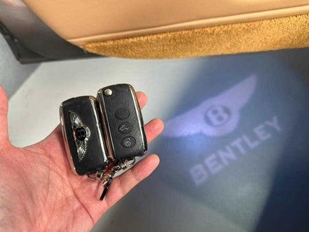 Bentley Mulsanne — photo 18