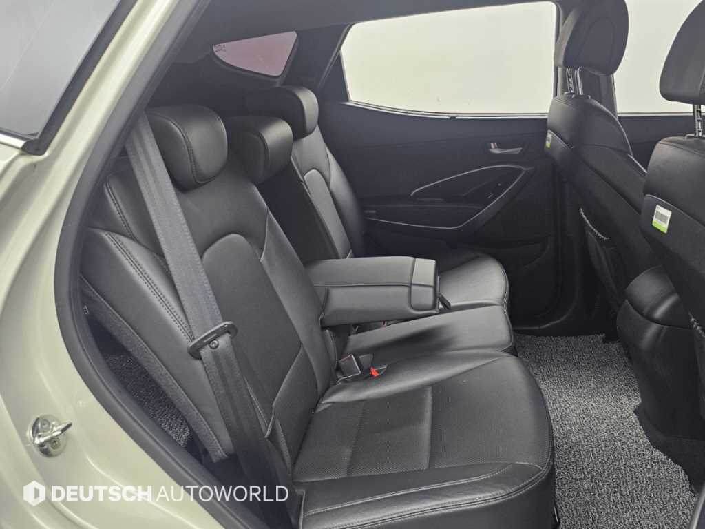 Hyundai Santafe — photo 12
