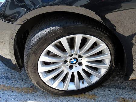 BMW 7-Series — photo 20