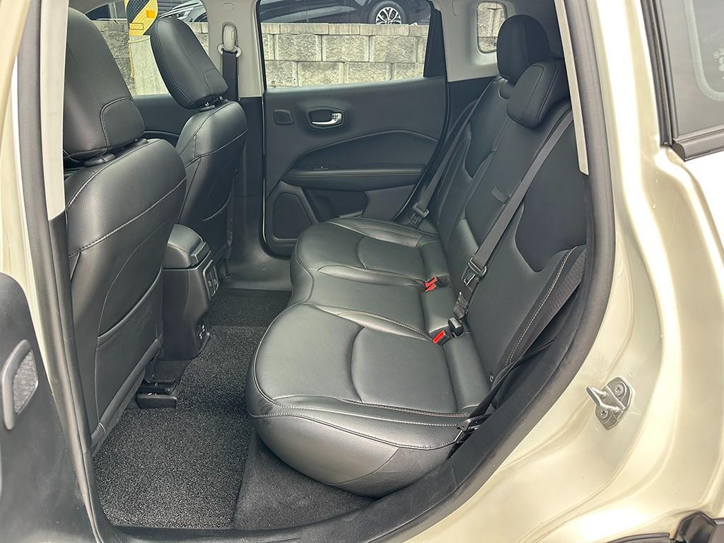 Jeep Compass — photo 06