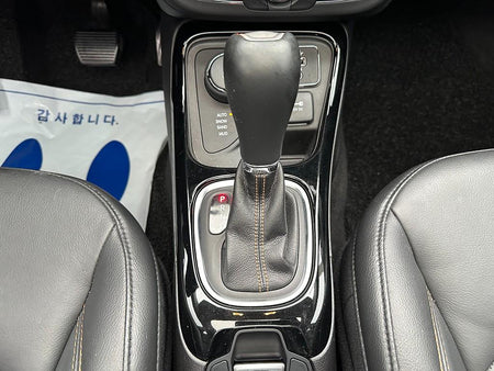 Jeep Compass — photo 11