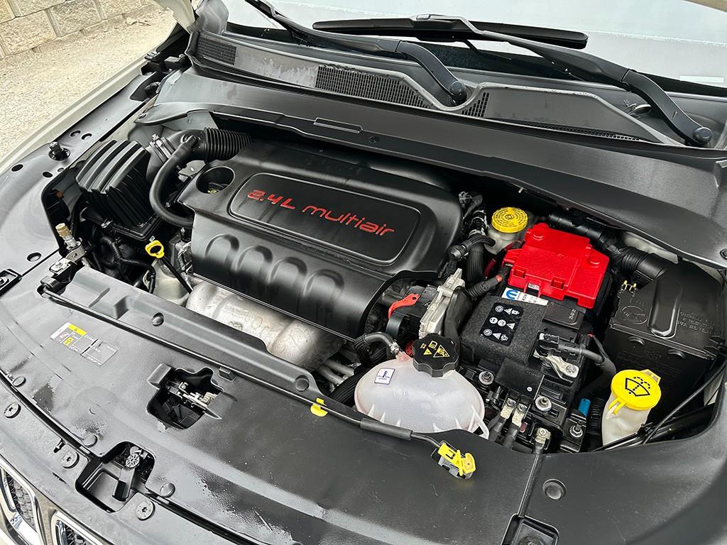 Jeep Compass — photo 19